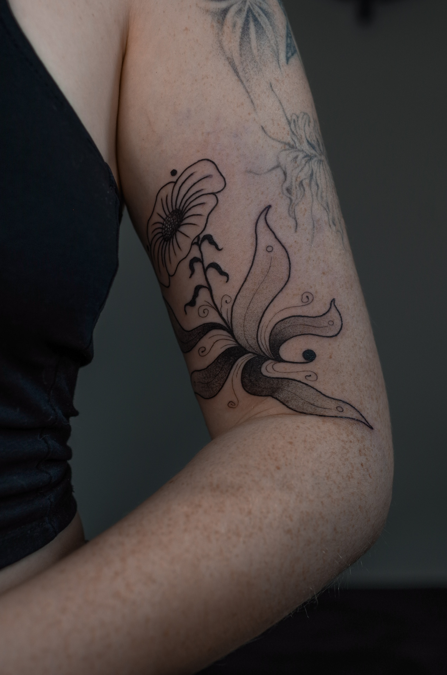 Dark illustrative creature tattoo by zKe