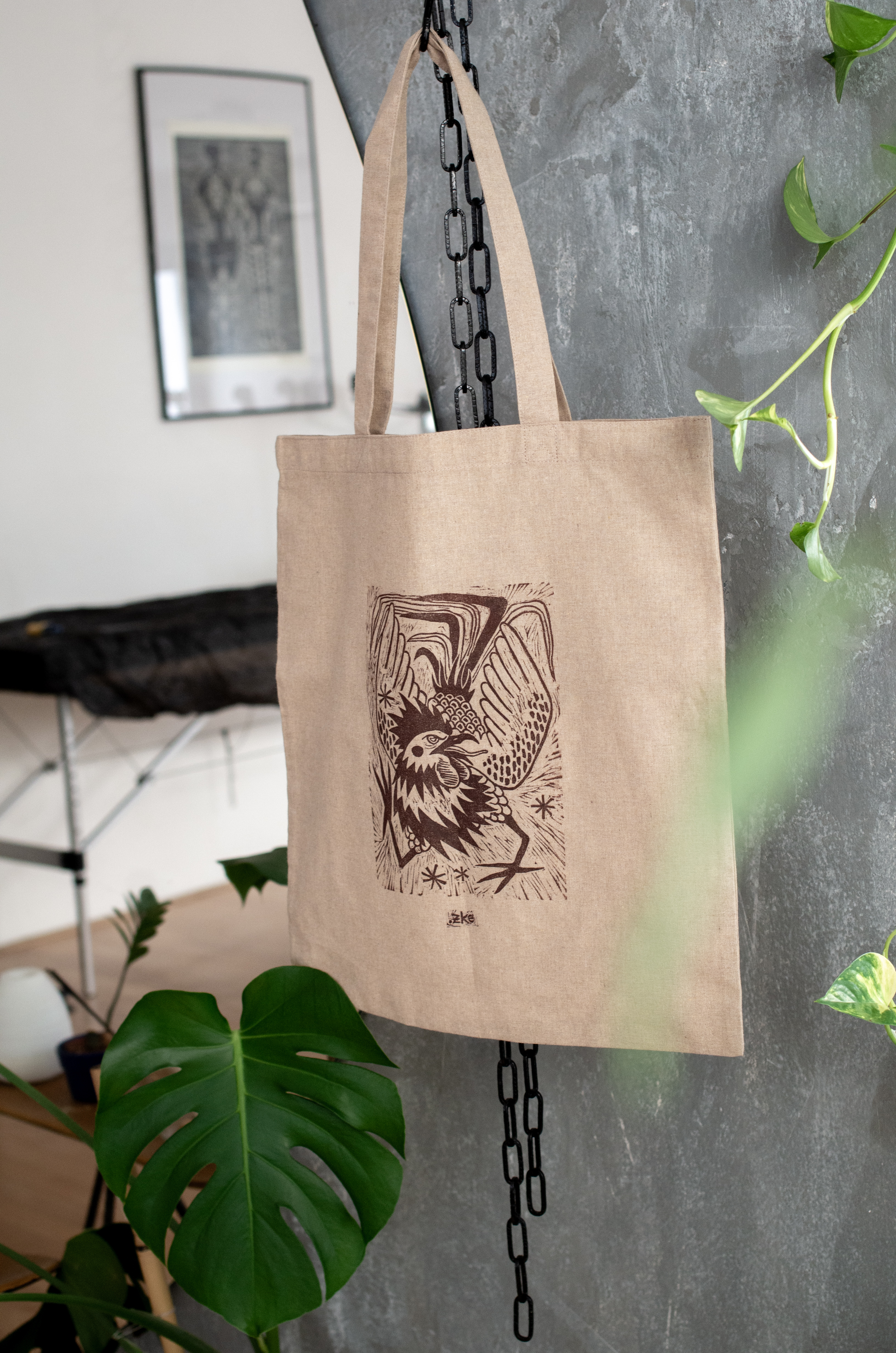 Product — view 1 by zKe